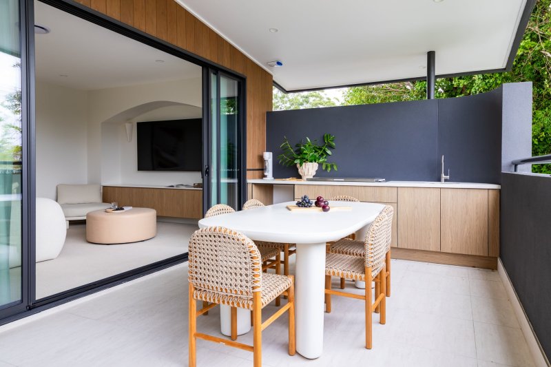 Claremont   MANOR ONE 26