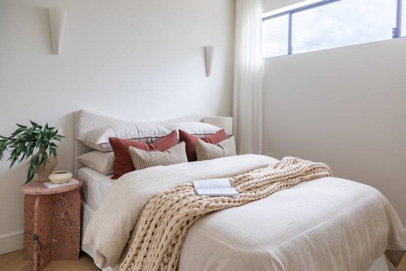 Claremont   MANOR ONE 44