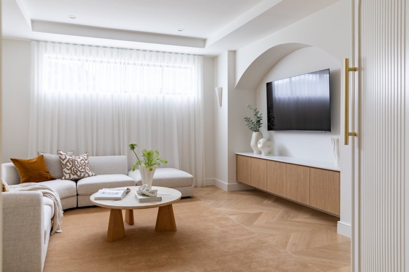 Claremont   MANOR ONE 79