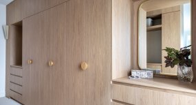 Claremont   MANOR ONE 7
