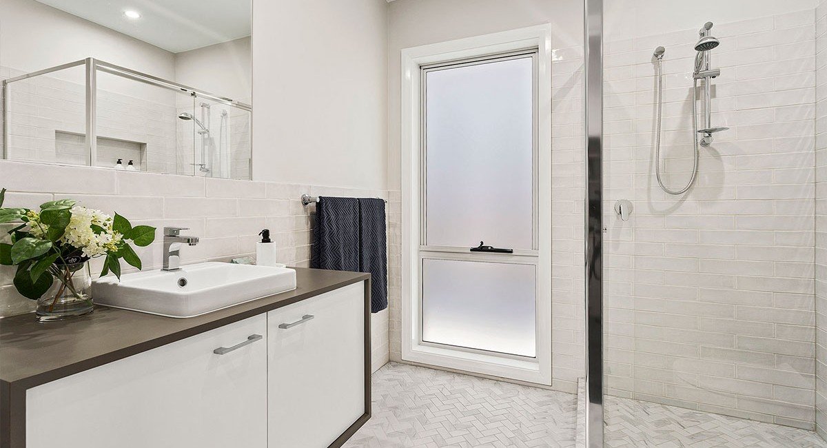 Bronx 25 Bathroom