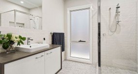 Bronx 25 Bathroom