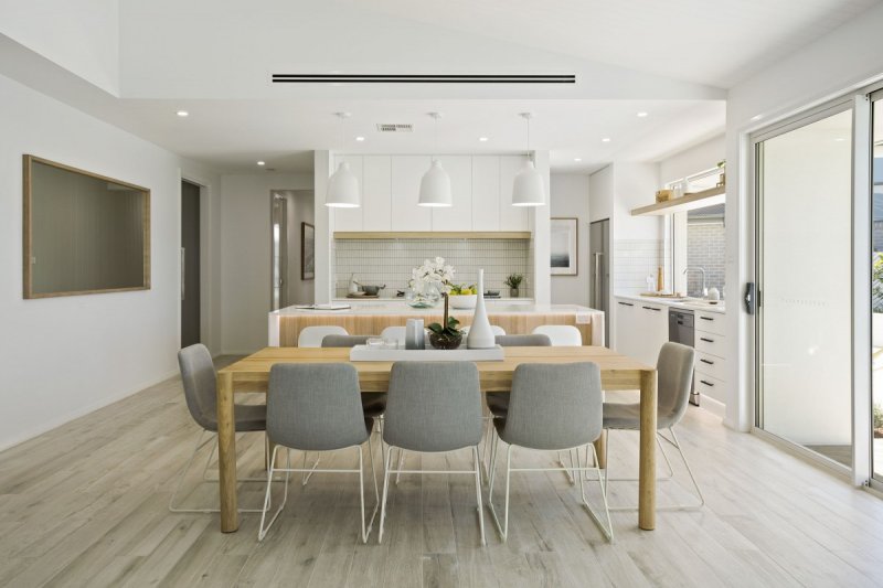 Bronx 4 Dining Area
