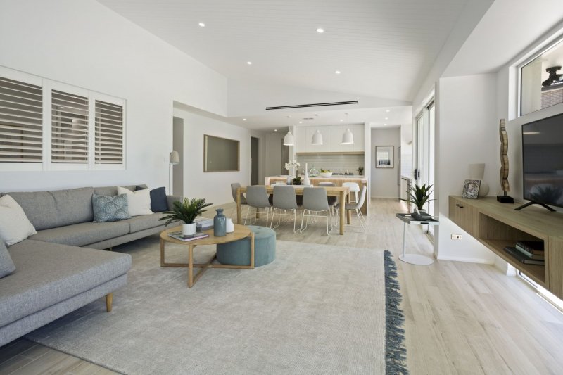 Bronx 5 Living Area