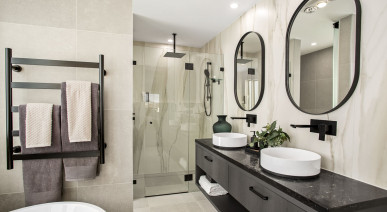 Manhattan 34 - master ensuite
