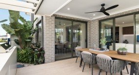 St Tropez Outdoor