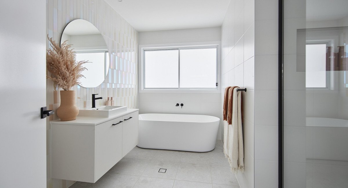 Wisdom Homes Capri Bathroom