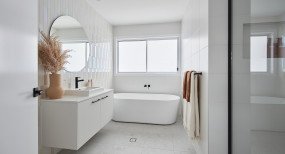 Wisdom Homes Capri Bathroom