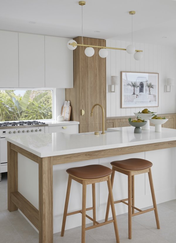 Wyndham 25   Kitchen